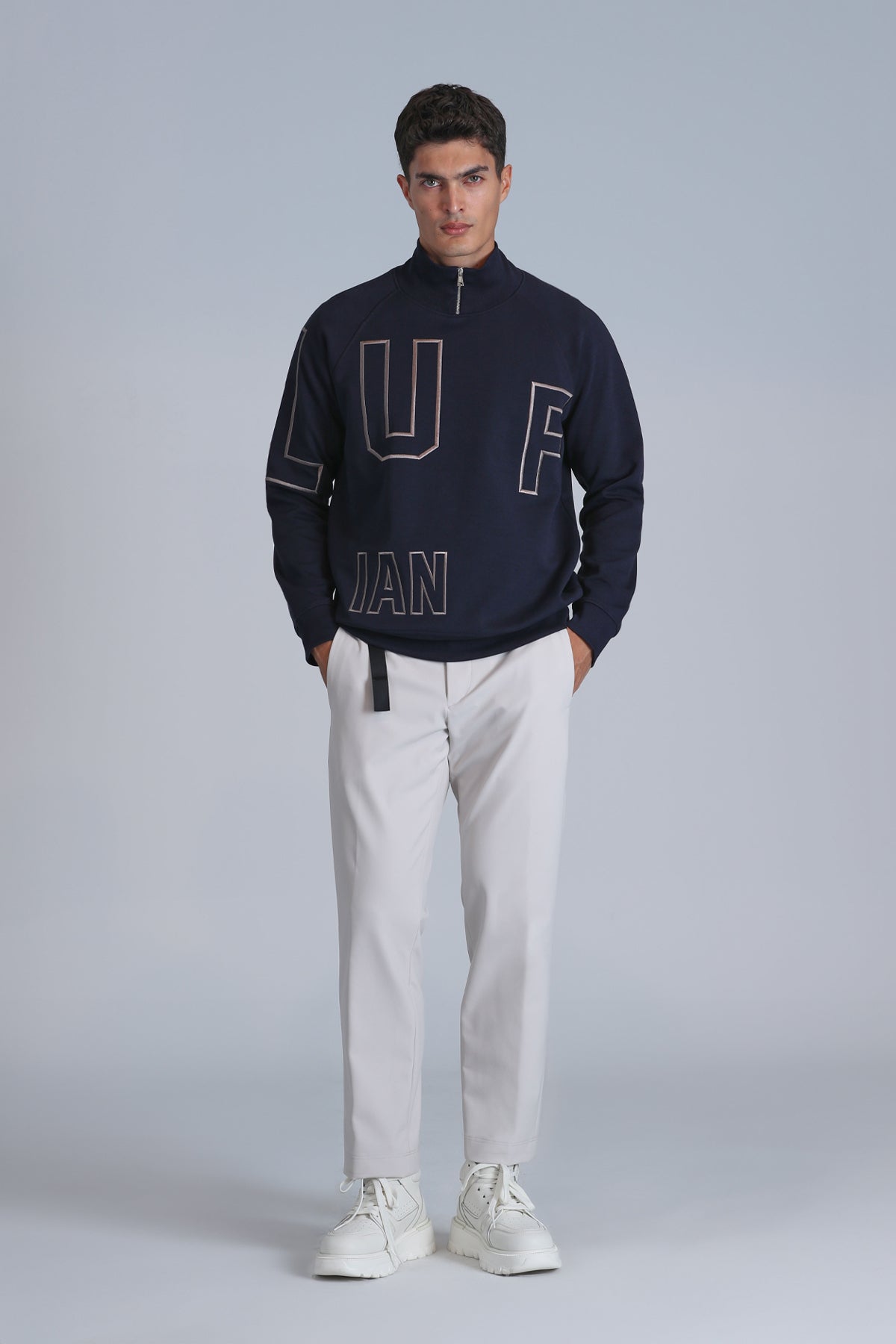 FOCUS SWEAT SHIRT NAVY BLUE