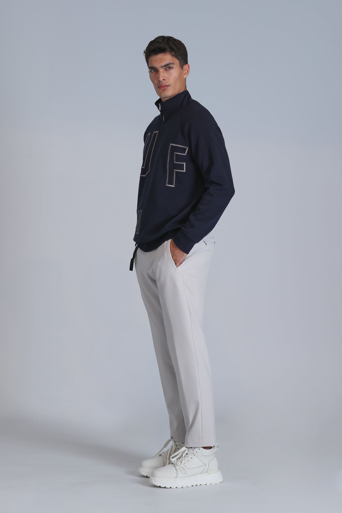 FOCUS SWEAT SHIRT NAVY BLUE