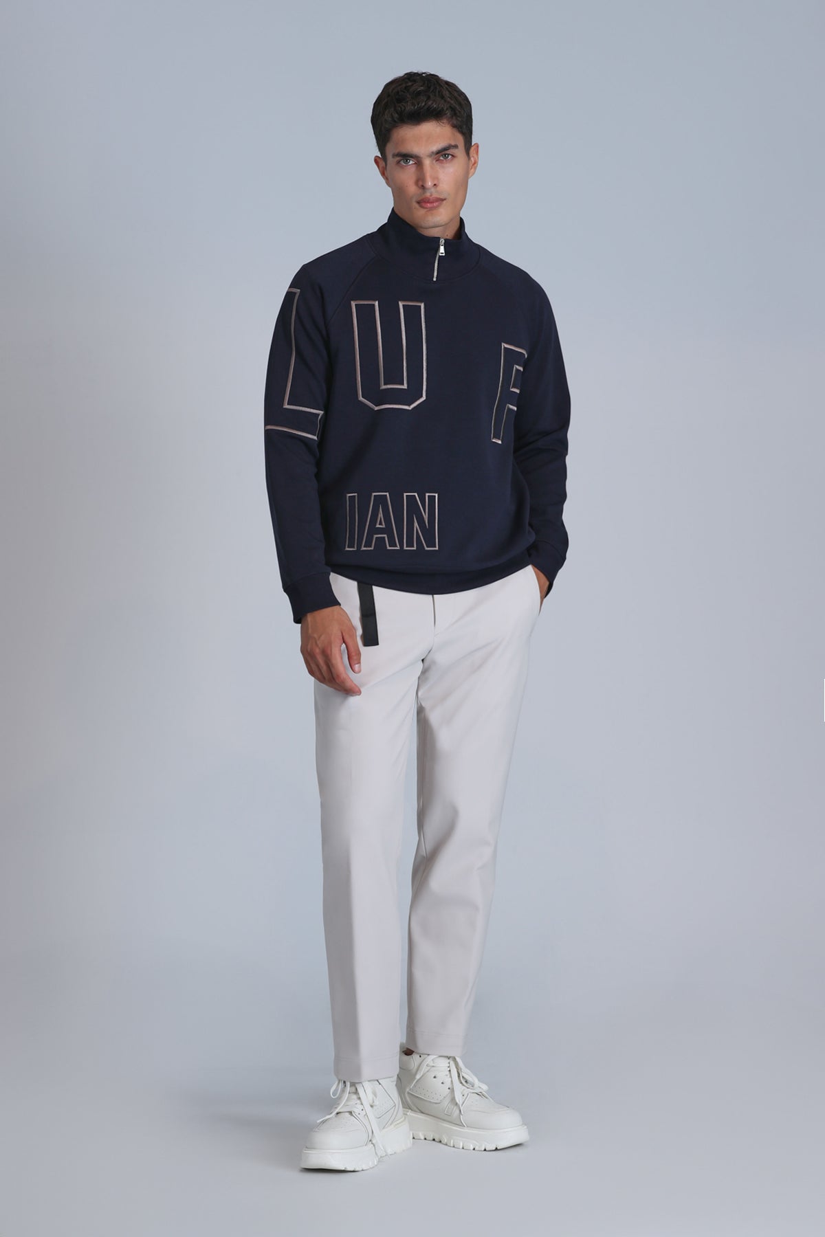 FOCUS SWEAT SHIRT NAVY BLUE