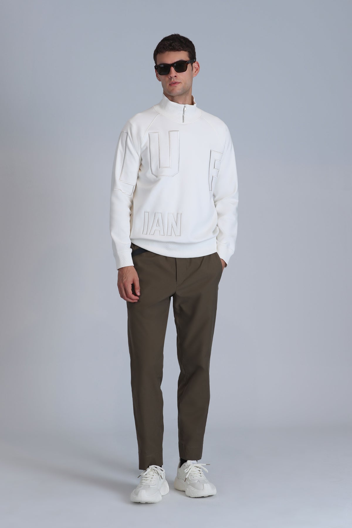 FOCUS SWEAT SHIRT OFF WHITE