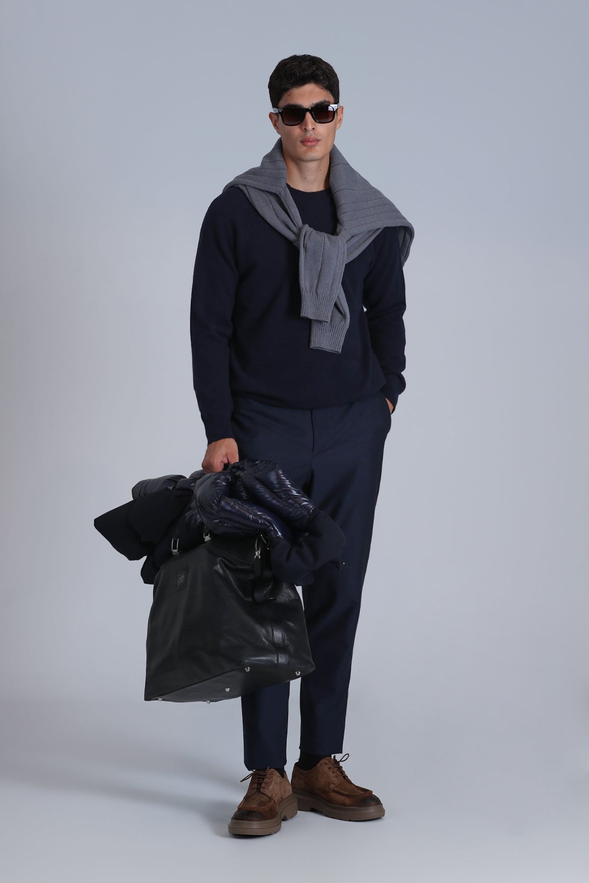 MOON SWEATER NAVY BLUE