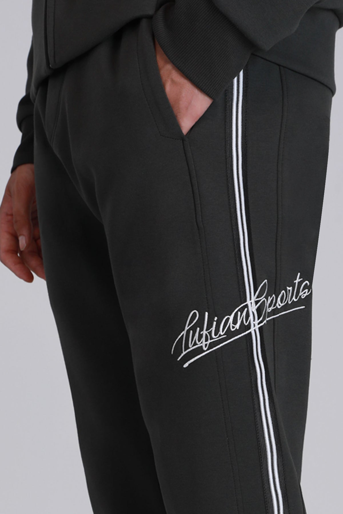 ROADER JOGGING DARK GREEN