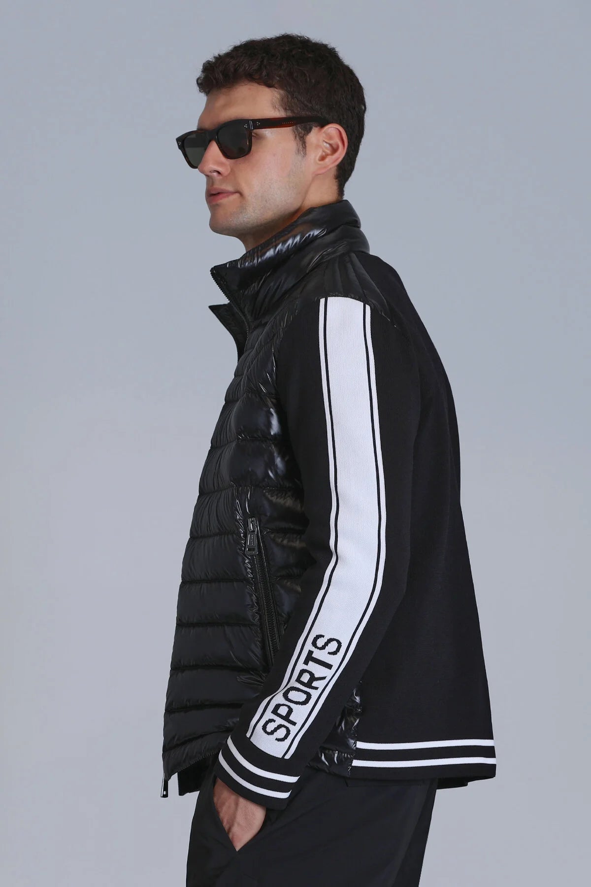SNOW JACKET BLACK