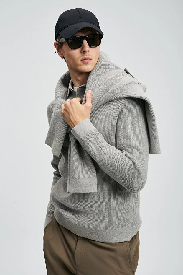 RUFUS SWEATER