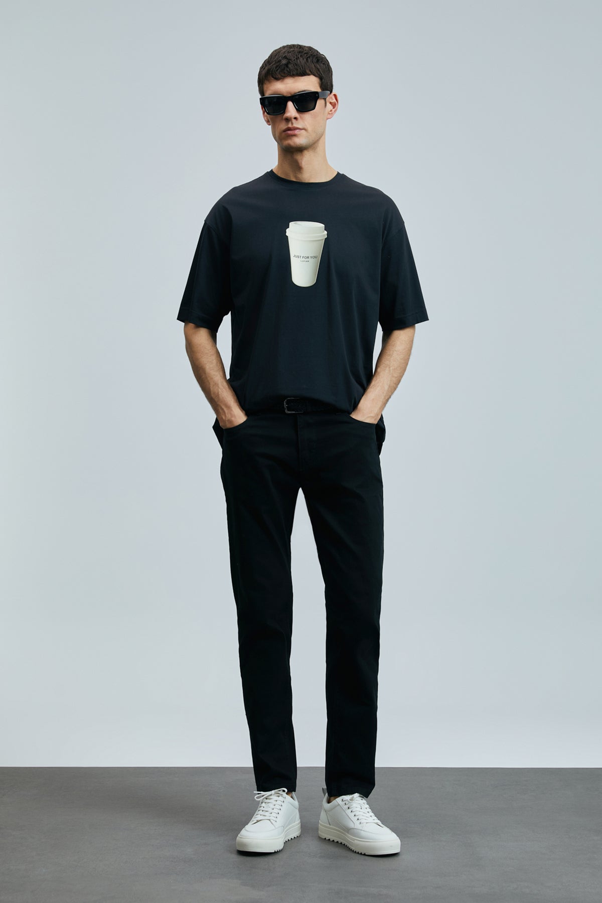 ANTON JEANS