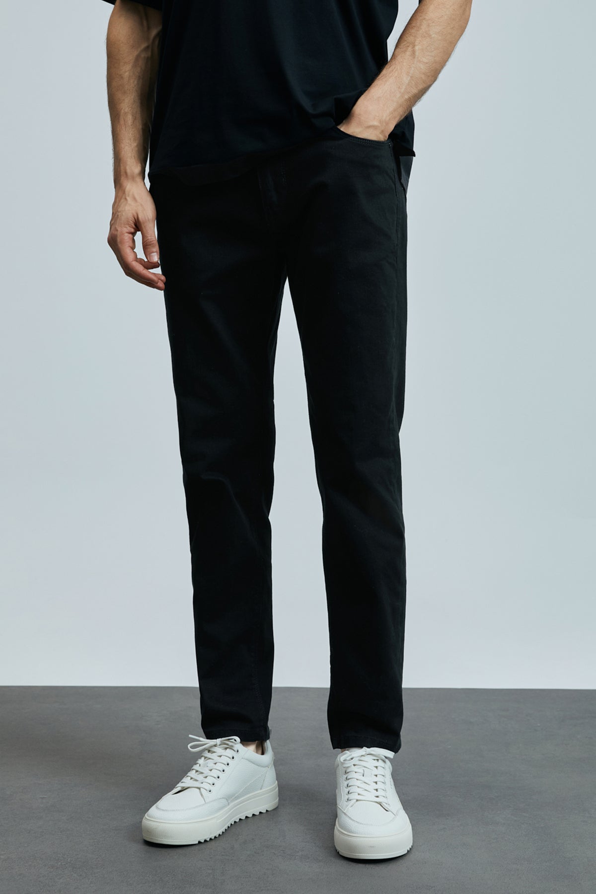 ANTON JEANS