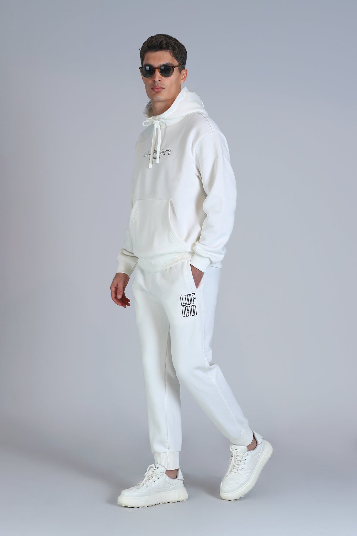 BRAVE SWEAT SHIRT OFF WHITE