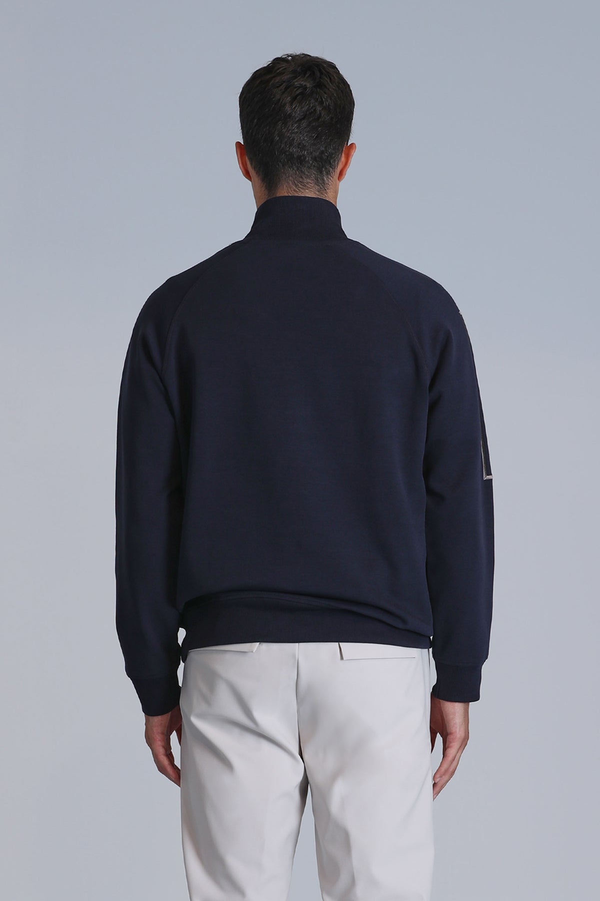FOCUS SWEAT SHIRT NAVY BLUE