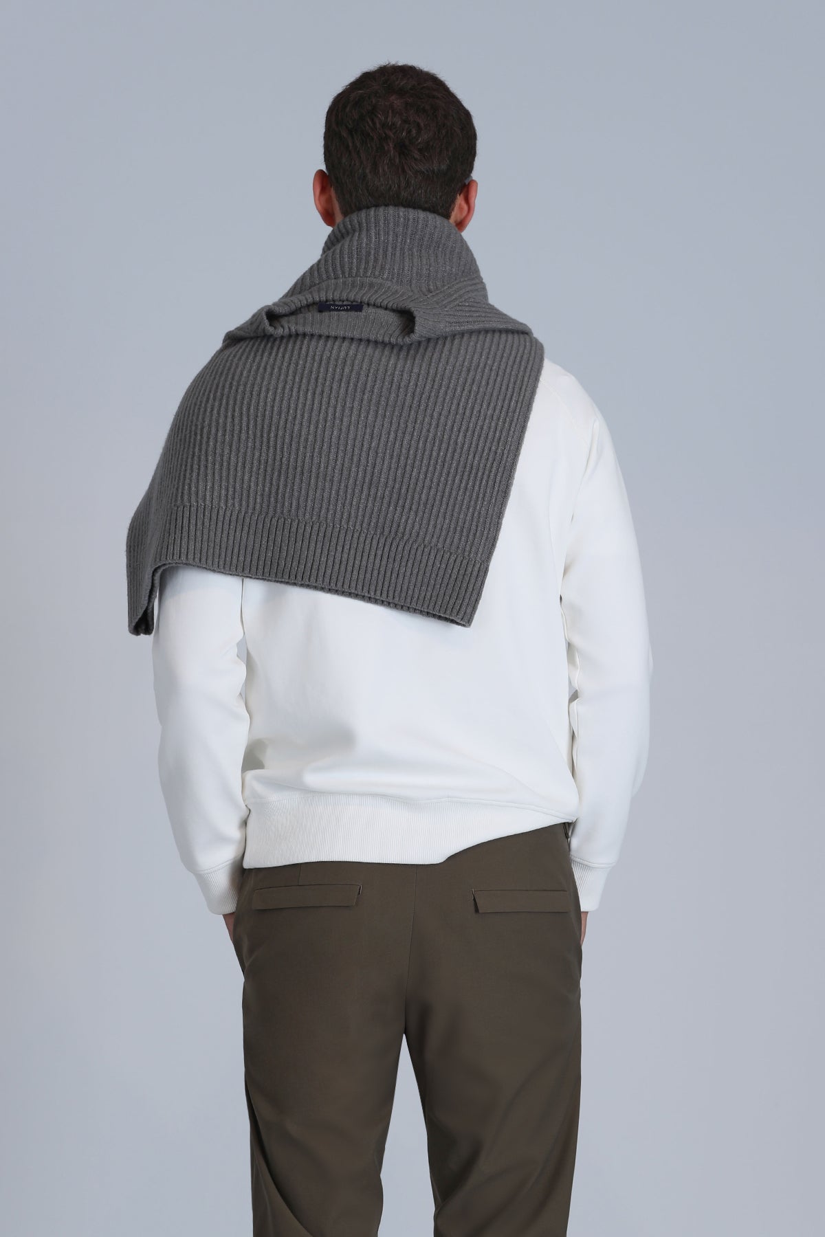 FOCUS SWEAT SHIRT OFF WHITE