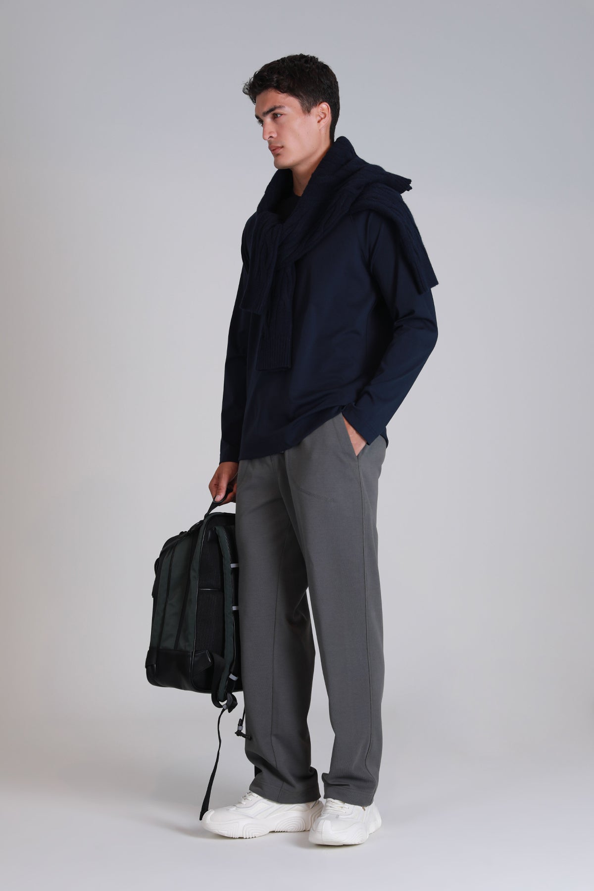 HOLLY T-SHIRT NAVY BLUE