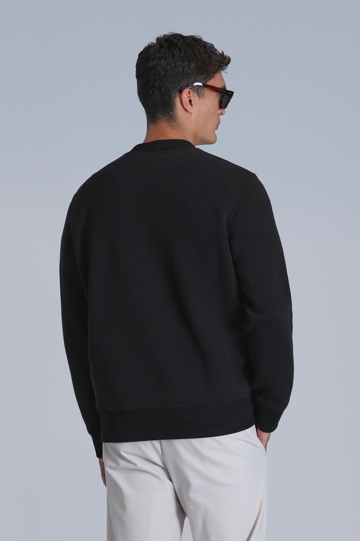 LOVED SWEAT SHIRT BLACK