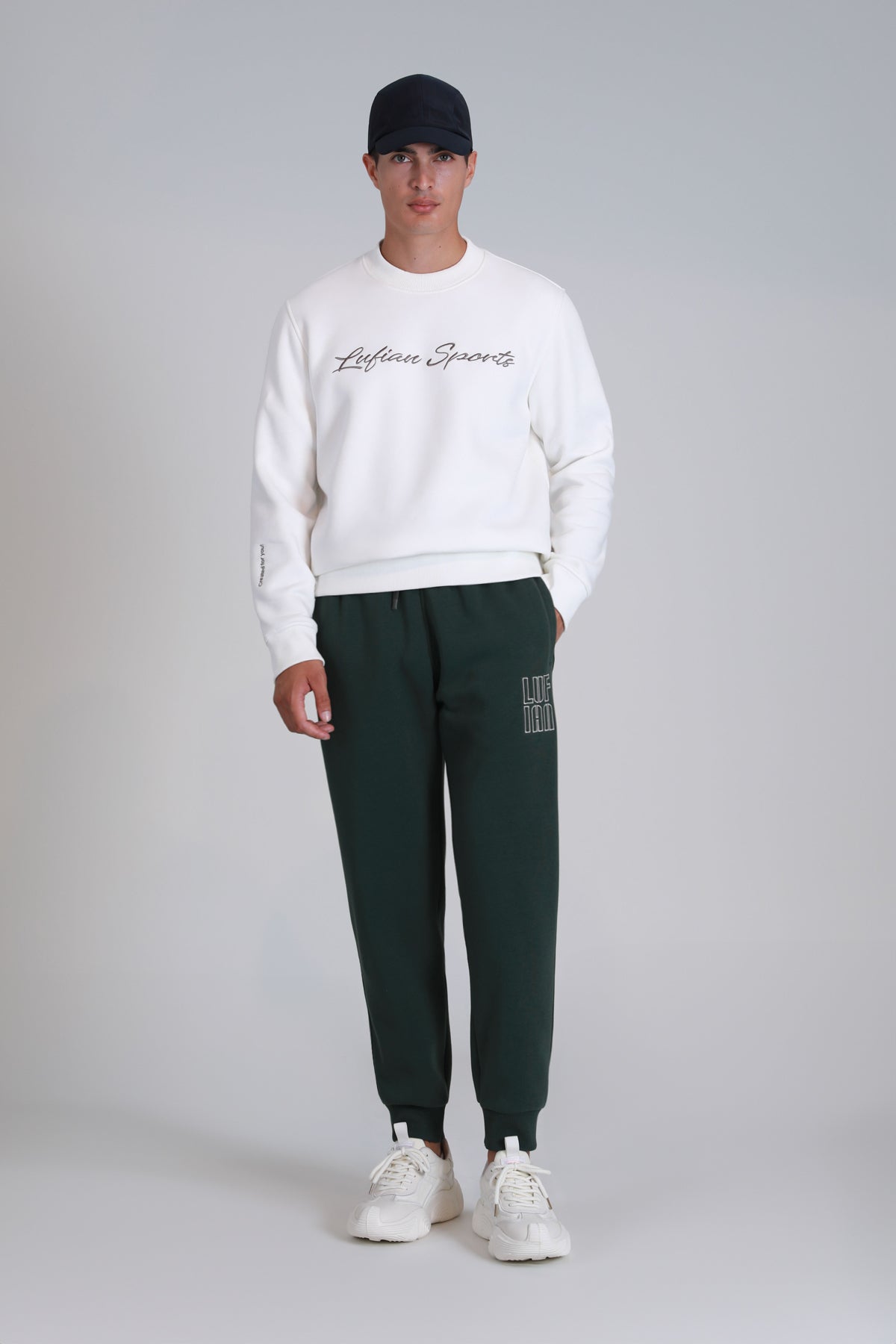 LOVED SWEAT SHIRT OFF WHITE