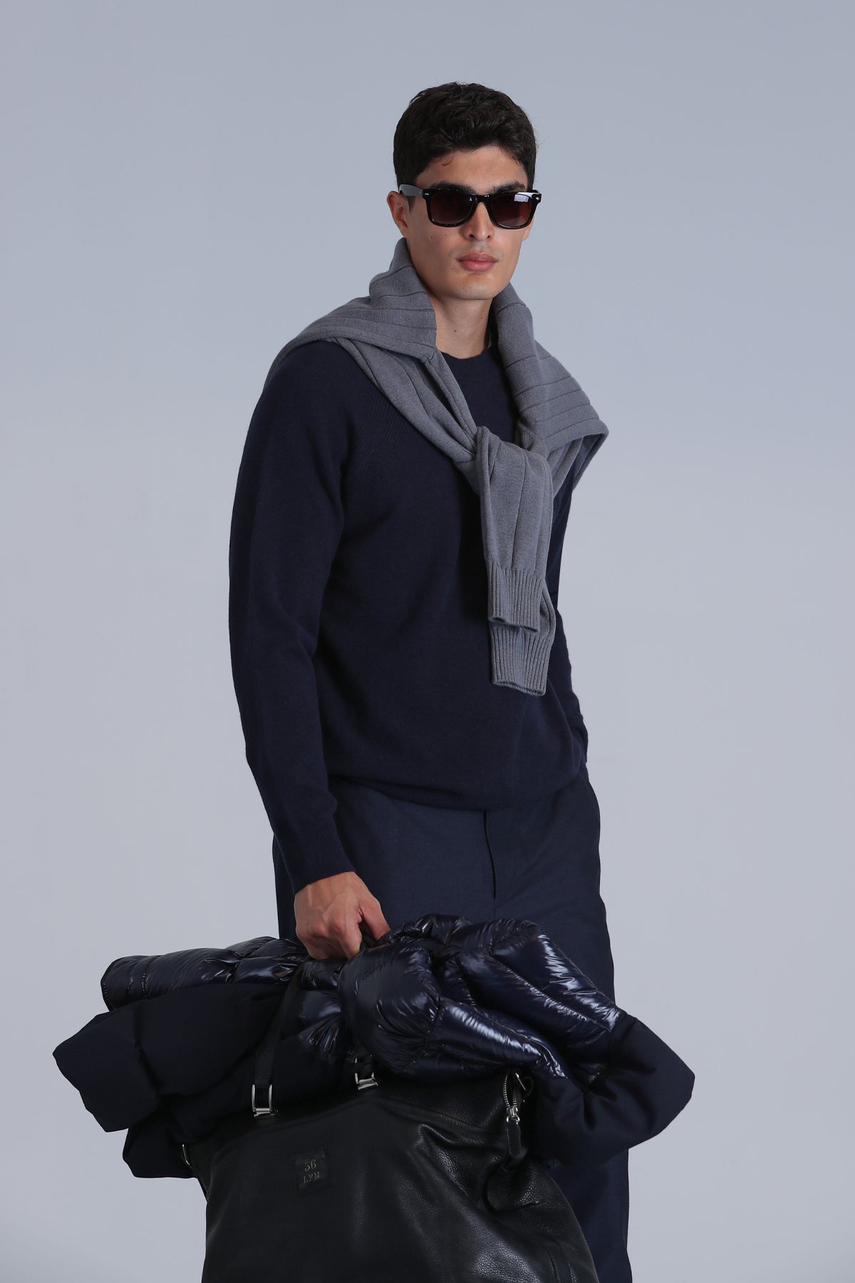 MOON SWEATER NAVY BLUE