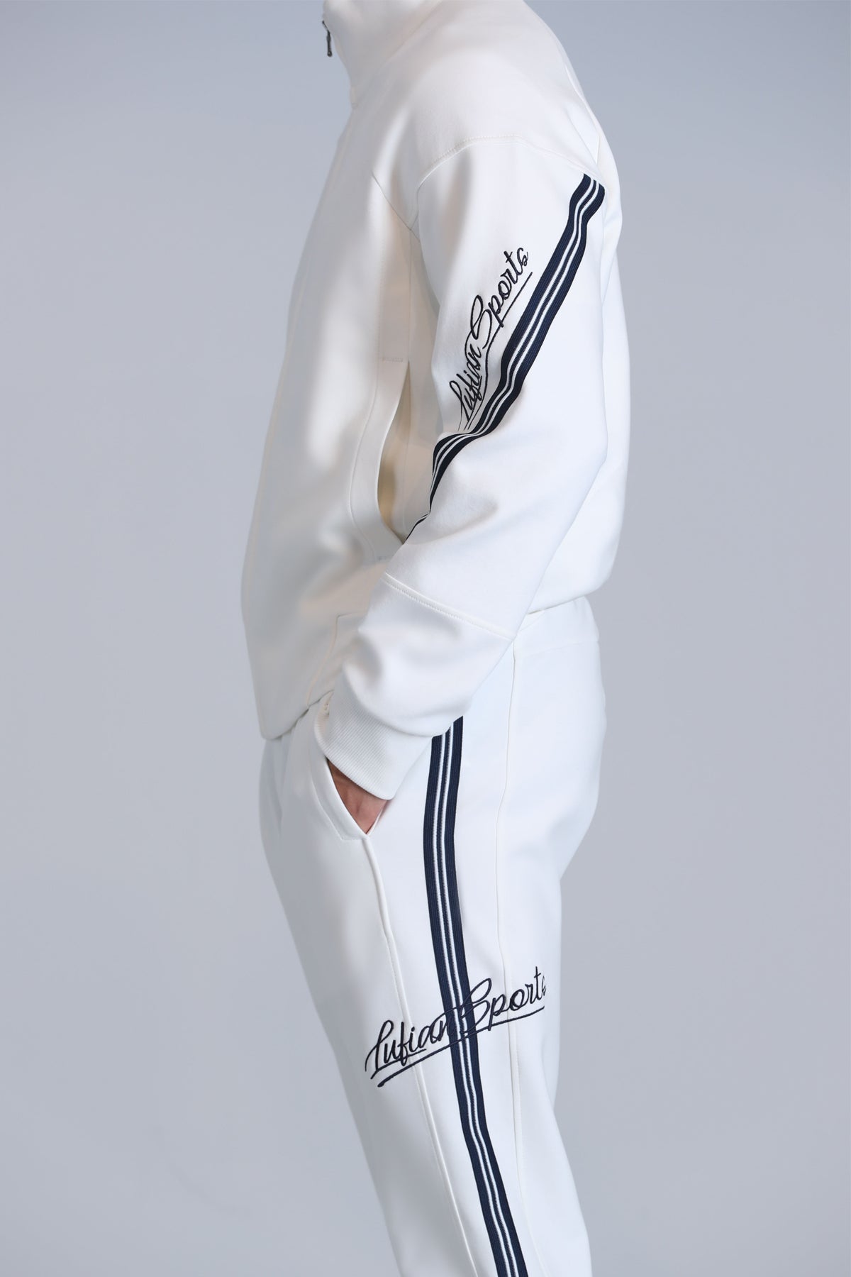 ROADER JOGGING OFF WHITE