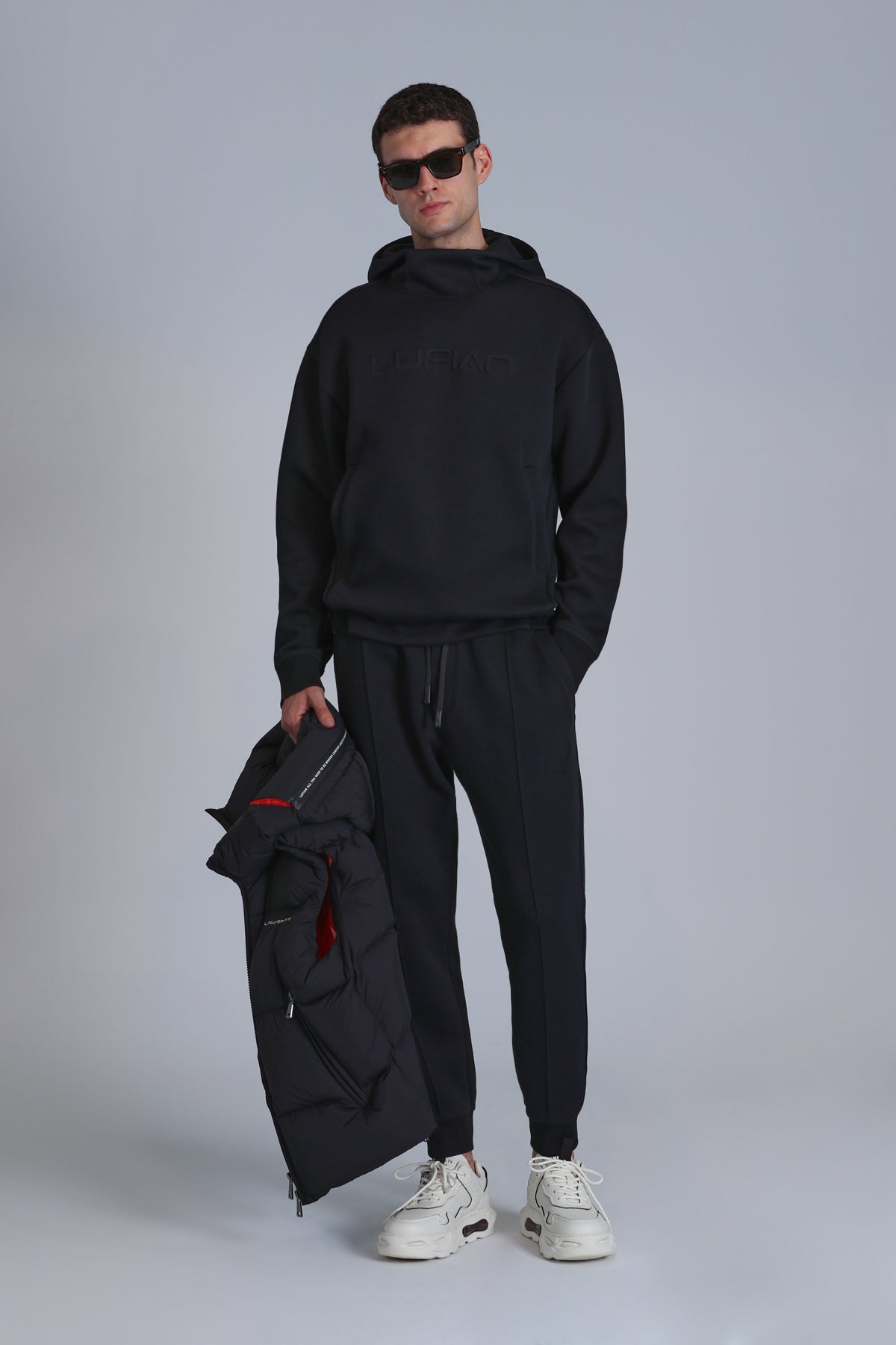 ROBUST SWEAT SHIRT BLACK