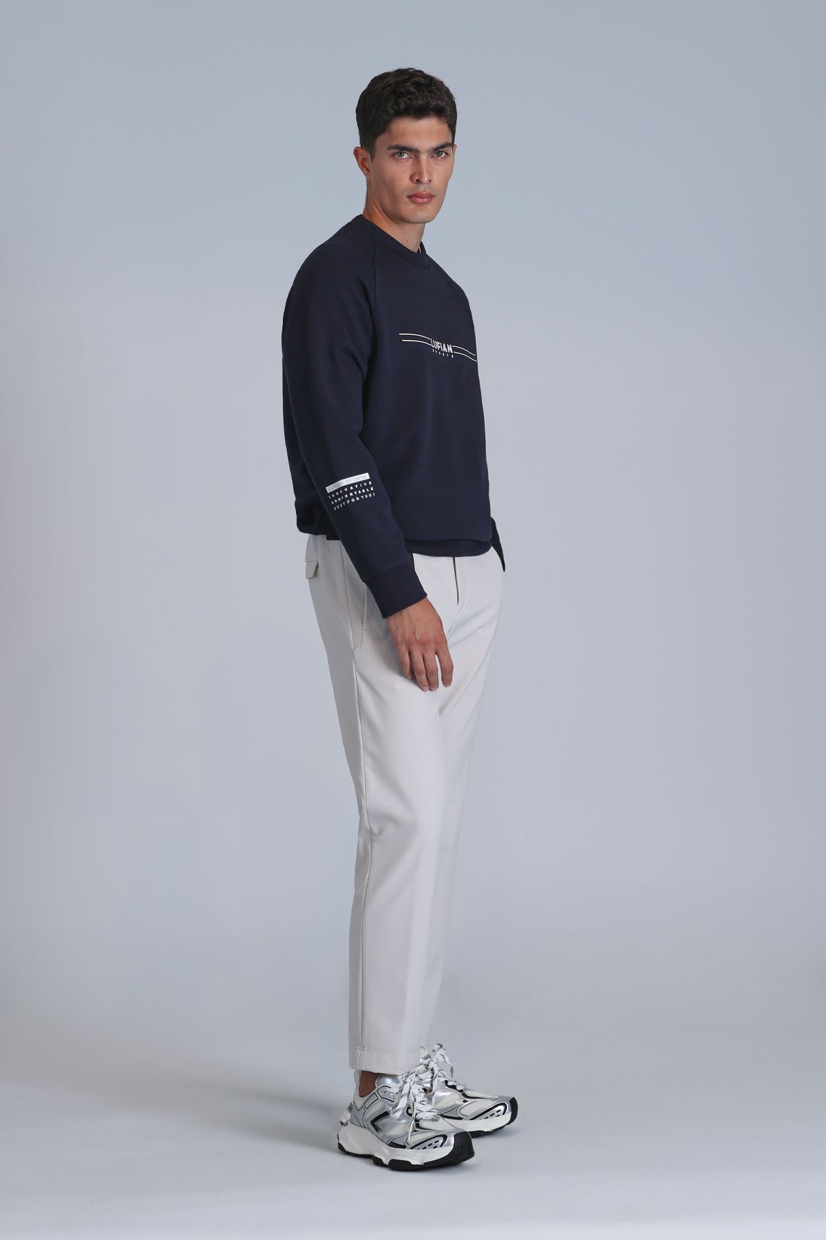 SQUIRE SWEAT SHIRT NAVY BLUE