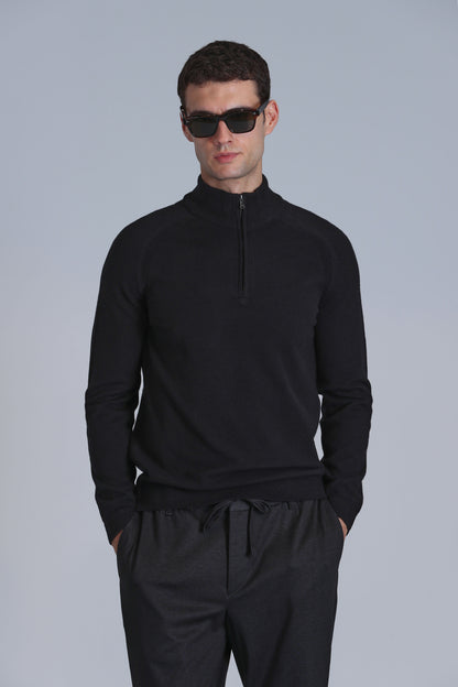 STAVAN SWEATER BLACK